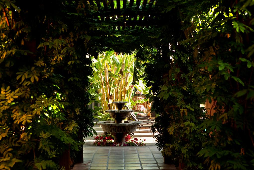 California Hotel
