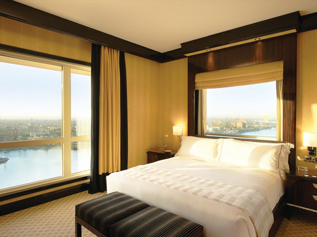 Fairmont Nile City Hotel, Cairo