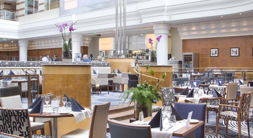 Hilton Paris Charles de Gaulle Airport