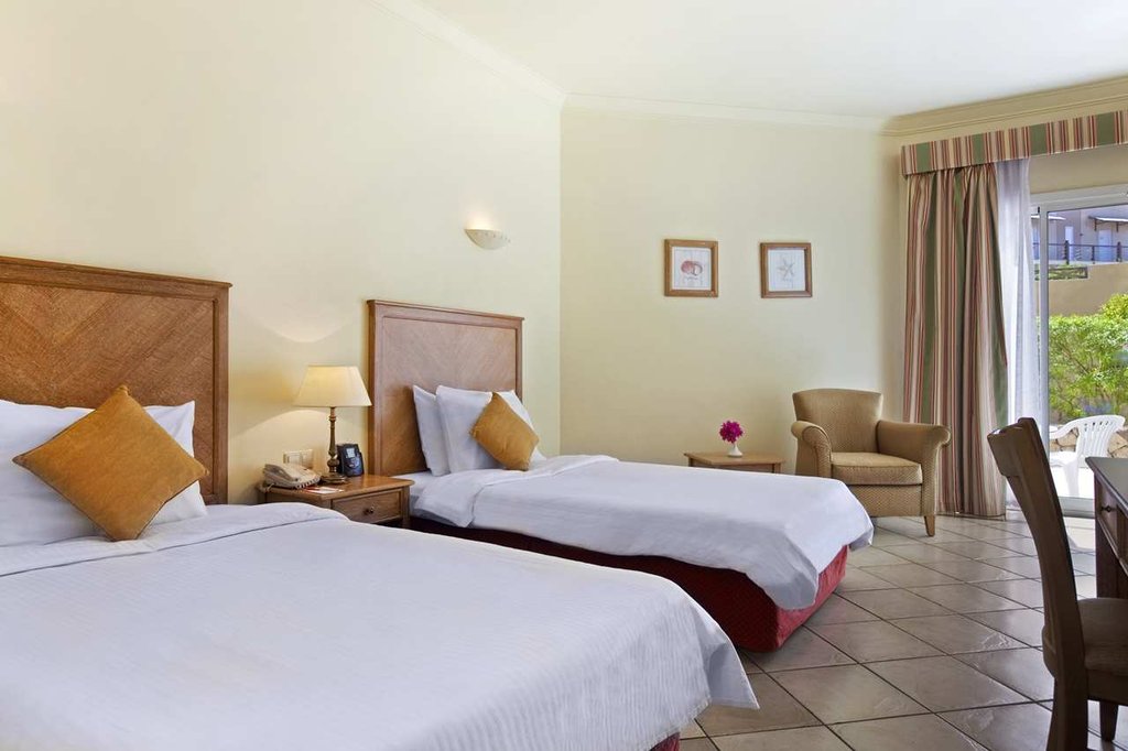 Hilton Sharks Bay Resort