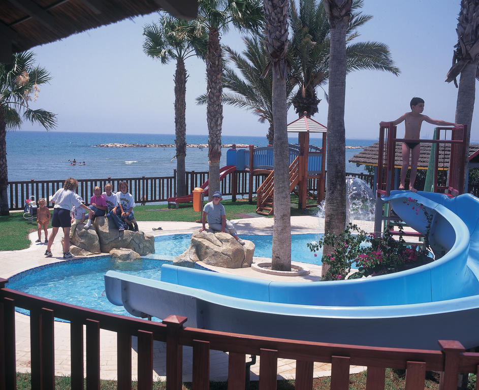 Palm Beach Hotel & Bungalows