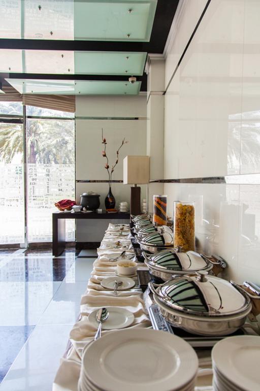 Pearl Park Deluxe Hotel Apartments