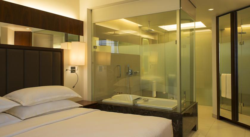 Sheraton Dubai Mall of the Emirates Hotel