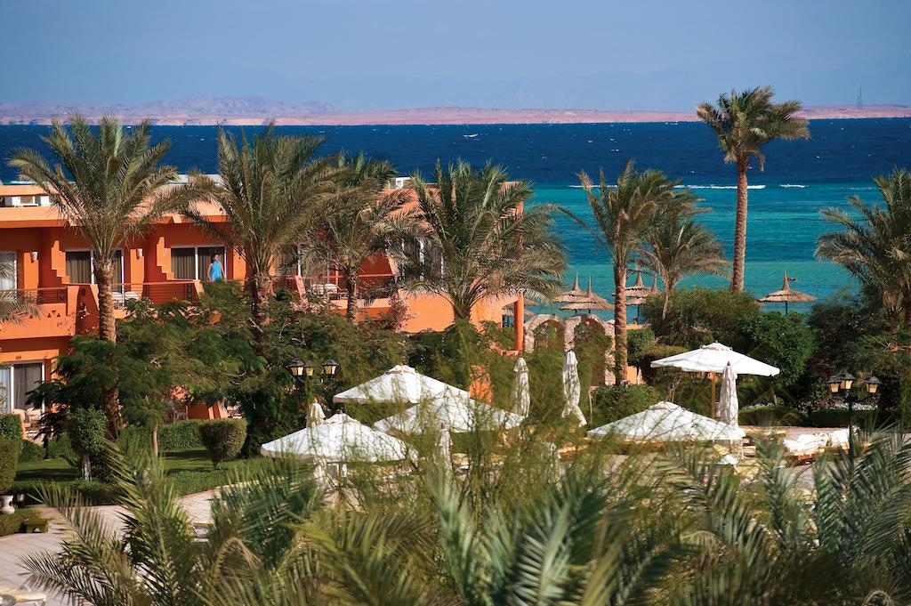 Amwaj Oyoun Resort & Spa