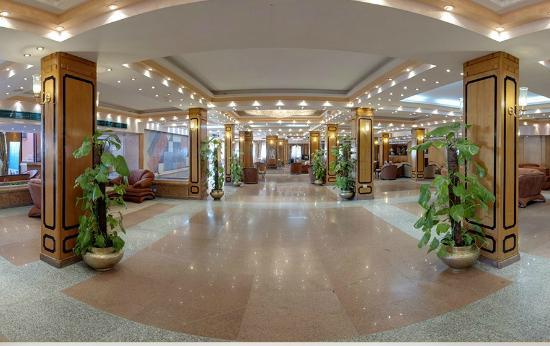 The Club Hotel