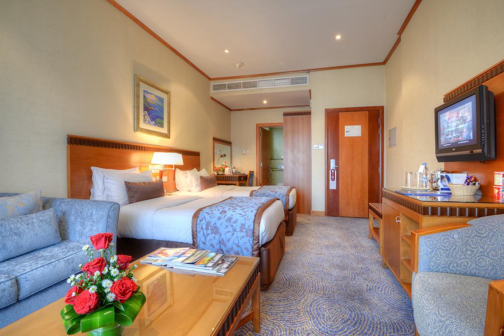 Golden Tulip Al Barsha Hotel