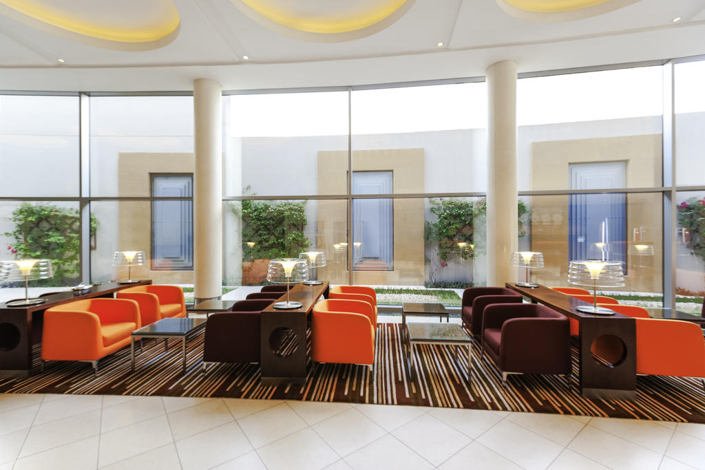 Ibis World Trade Centre Dubai Hotel