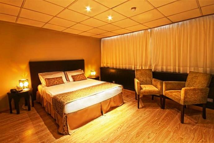 Longchamps Cairo Hotel