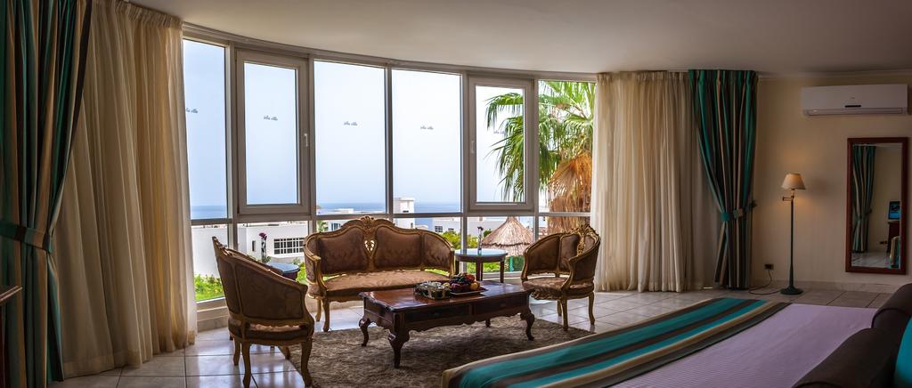Jolie Ville Golf & Resort