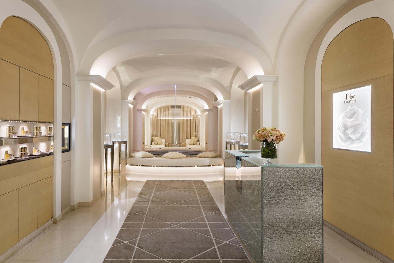 Hotel Plaza Athénée