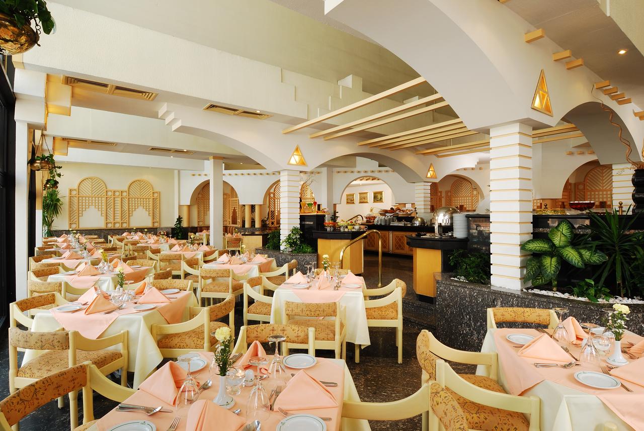 The Oasis Hotel Pyramids