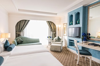 Habtoor Grand Resort, Autograph Collection