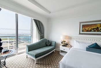 Habtoor Grand Resort, Autograph Collection