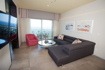 St Raphael Resort