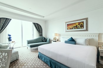 Habtoor Grand Resort, Autograph Collection