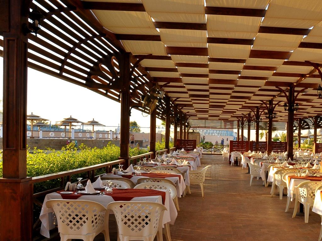 Aladdin Beach Resort