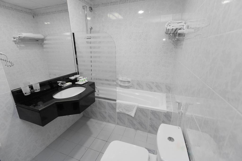 Comfort Inn Hotel Deira