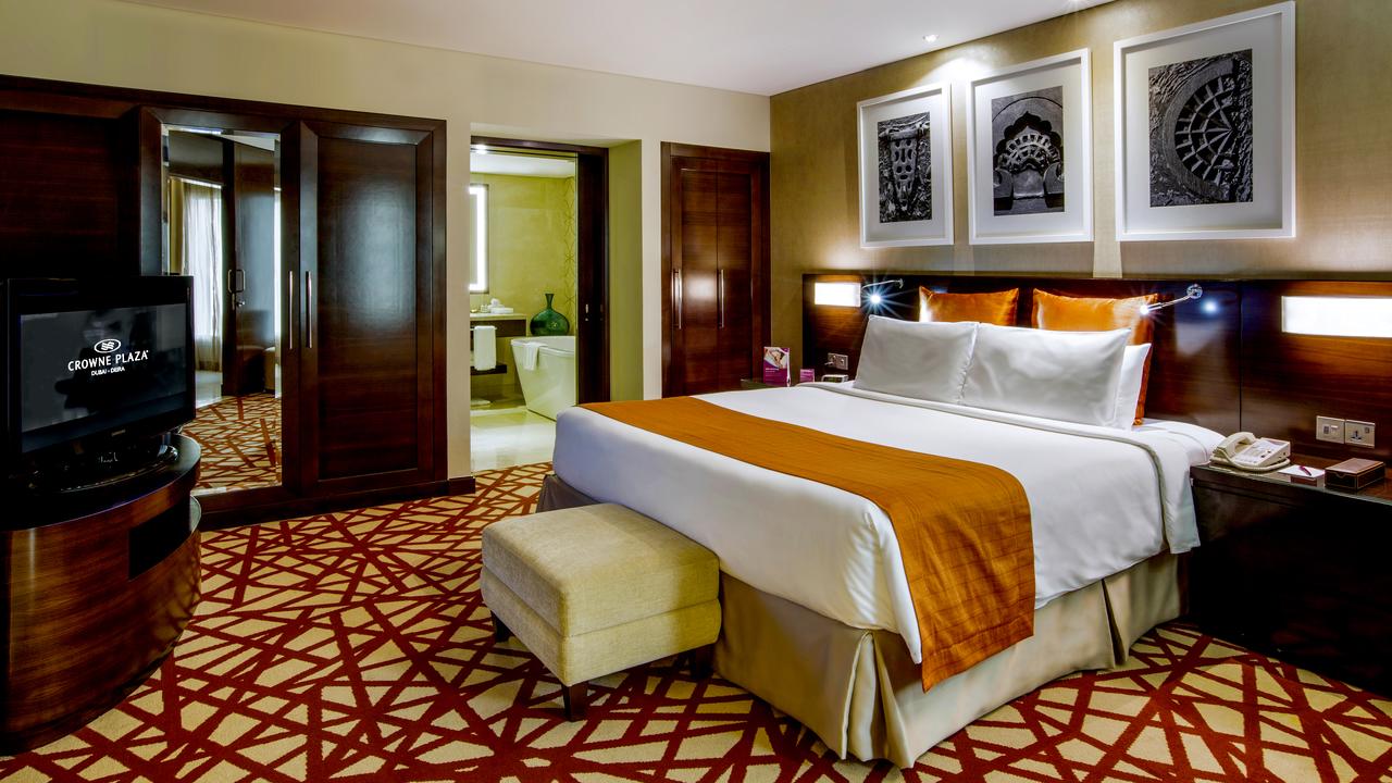 Crowne Plaza Dubai - Deira