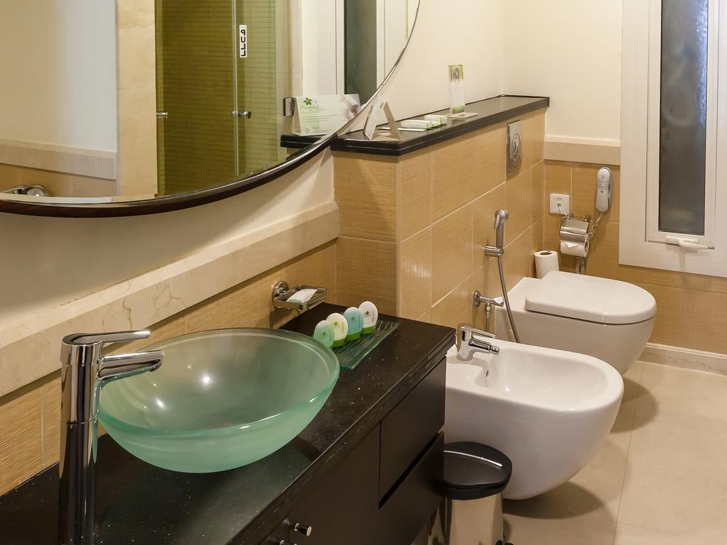 Flora Park Deluxe Hotel Apartments
