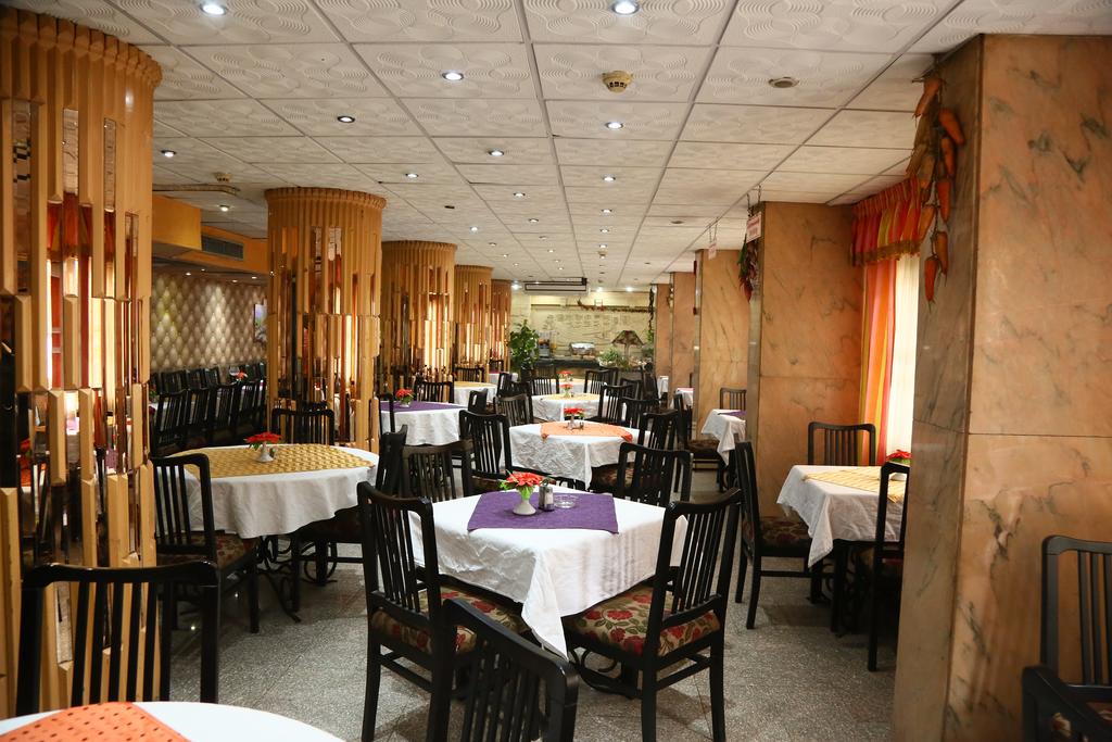 Happy City hotel