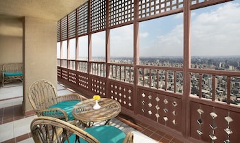 Hilton Cairo World Trade Center Residences