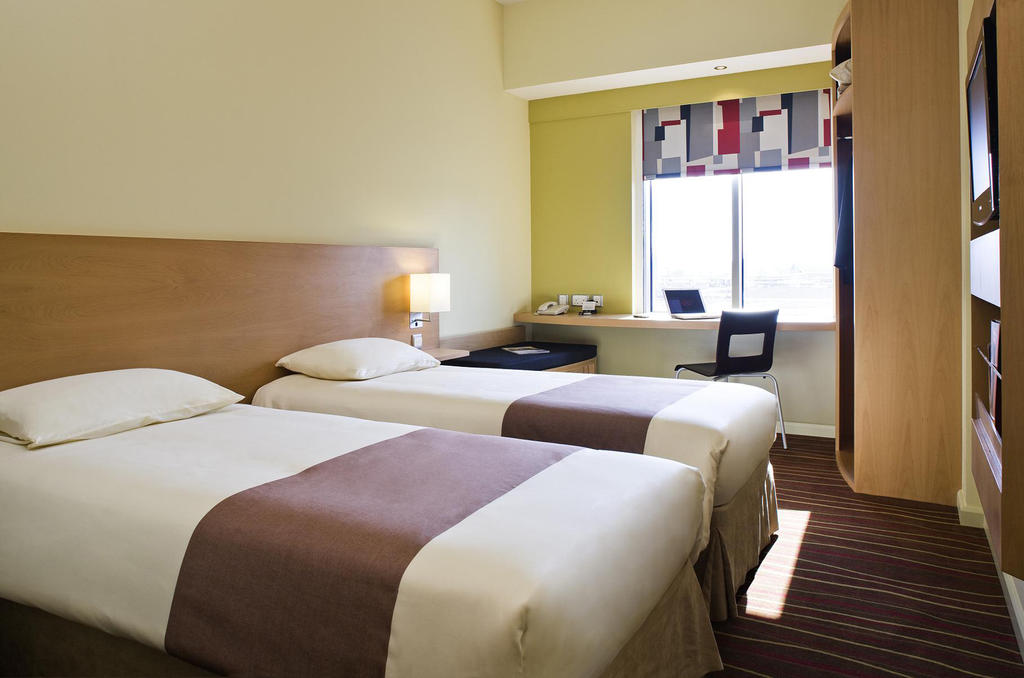 Hotel ibis Dubai Mall of the Emirates