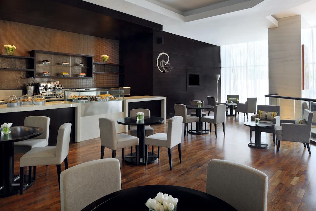 Mövenpick Hotel Jumeirah Lakes Towers