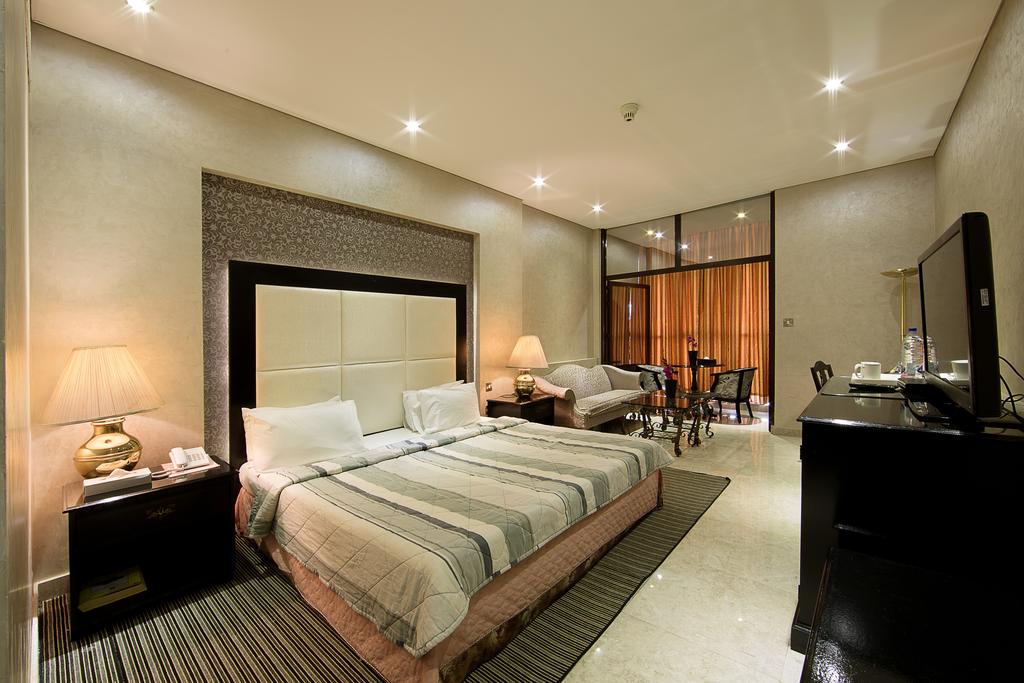 Hotel President