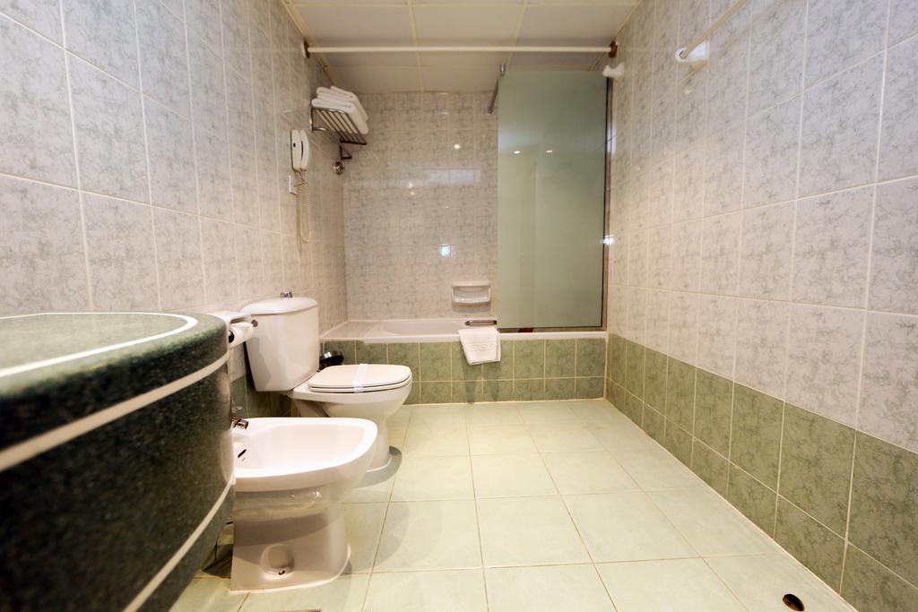 Delmon Hotel