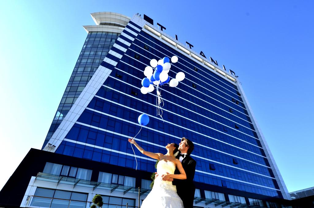 Titanic Business Bayrampasa