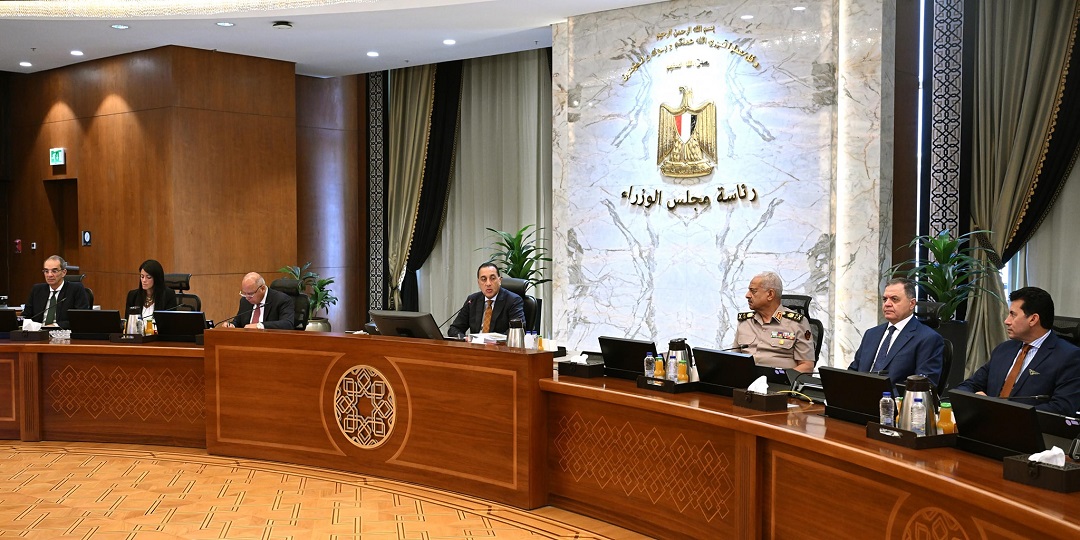 الحكومة المصرية تضاعف مدة الإقامة لحاملي التأشيرة السياحية الخماسية.. تفاصيل