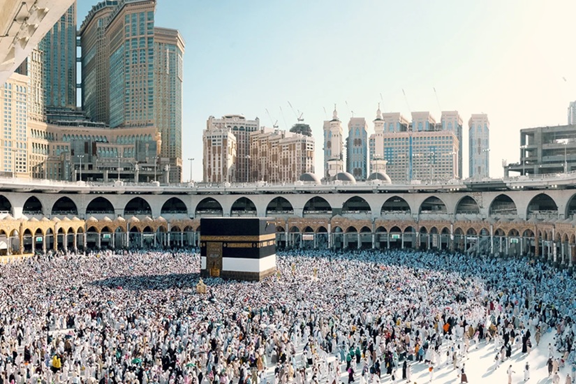 "الحج" السعودية تبحث مع شركات العمرة مستجدات موسم 1448هـ