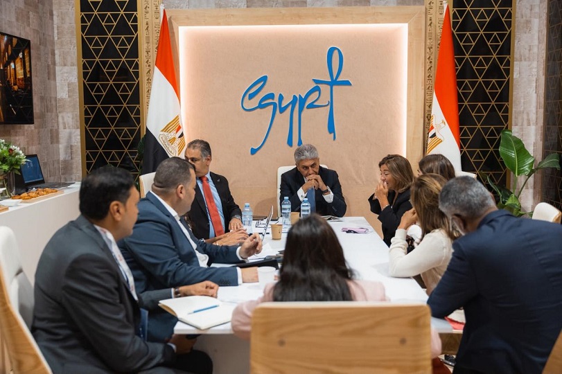 فتحي: مصر تستضيف المؤتمر السنوي لاتحاد شركات السفر والسياحة الفرنسية عام 2028 بالساحل الشمالي