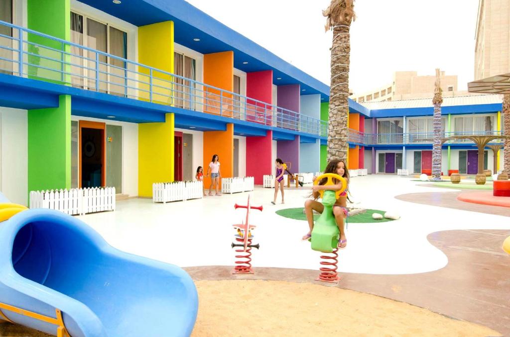Ain Sokhna Trips - Teda Swiss Inn  (Haxa Hotel )