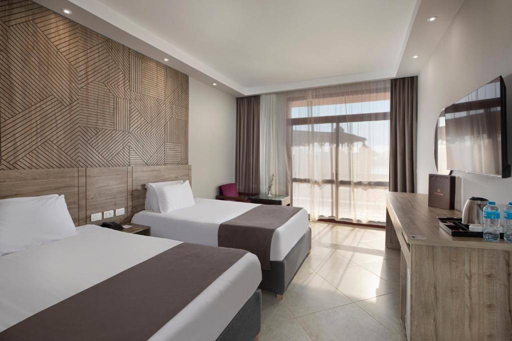 Pyramisa Isis Island Aswan Resort & Spa