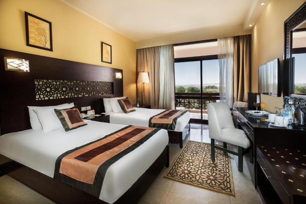 Pyramisa Isis Island Aswan Resort & Spa