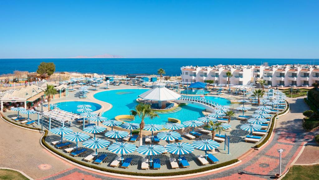 Sharm El Sheikh trips - Dreams Beach Resort