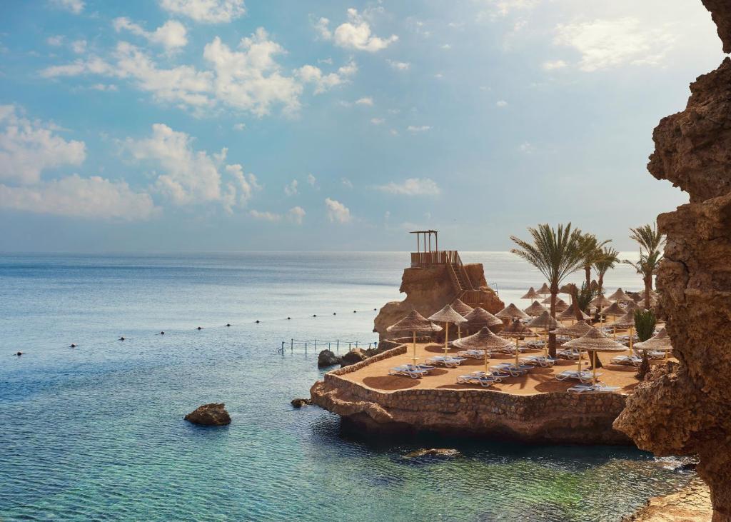 Sharm El Sheikh trips - Dreams Beach Resort