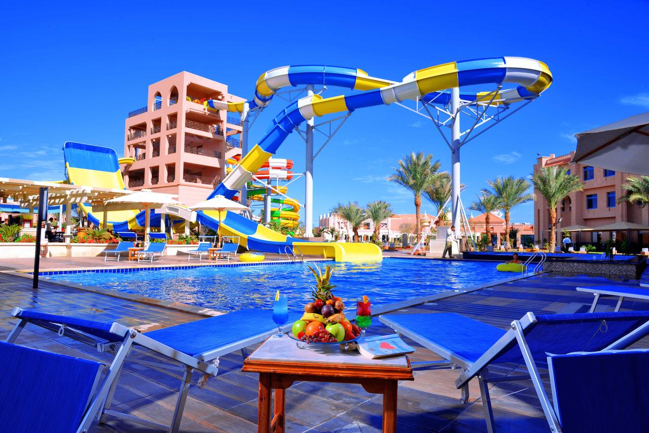 Hugharda trips - Albatros Aqua Park Resort