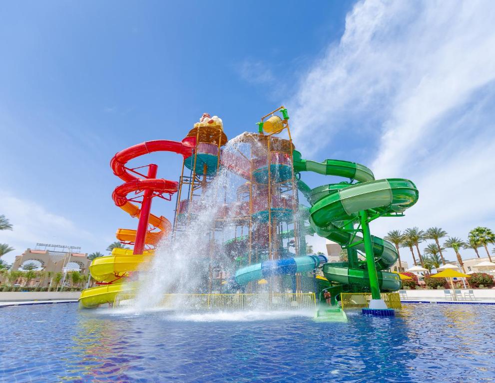 Hugharda trips - Pick Albatros Palace Resort