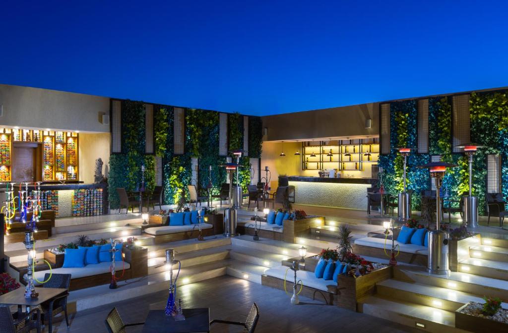 Hugharda trips - Pick Albatros Palace Resort