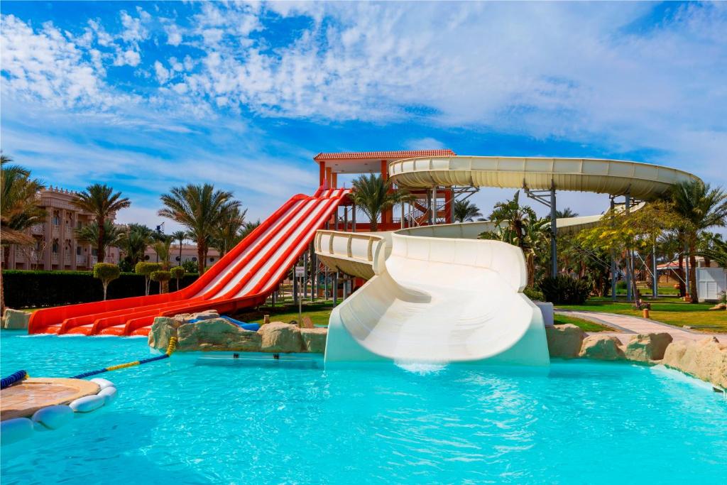 Hugharda trips - Pick Albatros Palace Resort