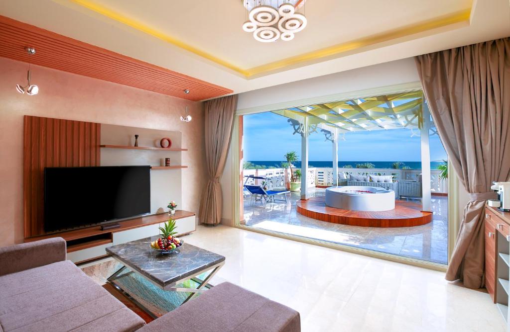 Hugharda trips - Pick Albatros Palace Resort