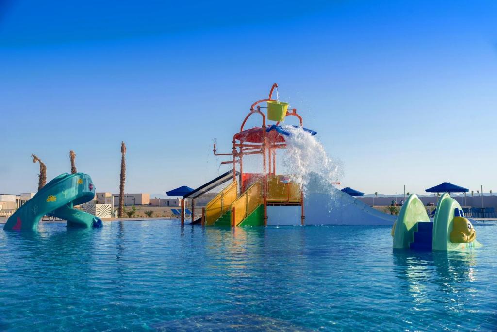 Marsa Alam Trips - Pickalbatros Sea World Resort