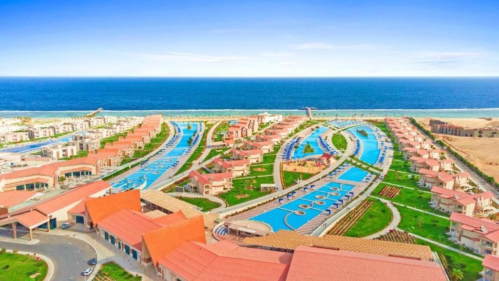 Marsa Alam Trips - Pickalbatros Sea World Resort