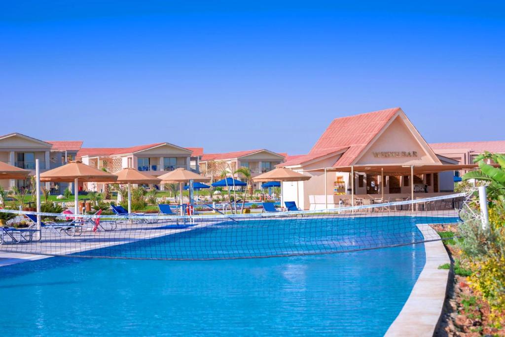 Marsa Alam Trips - Pickalbatros Sea World Resort