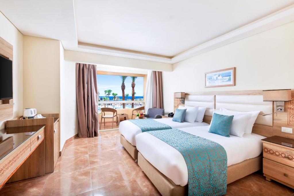 hurghada trips - Beach Albatros Resort