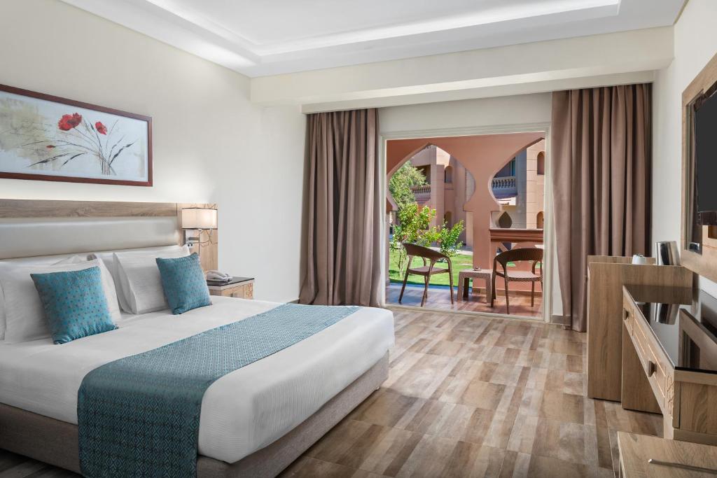 Hurghada trips - Pickalbatros Aqua Vista Resort