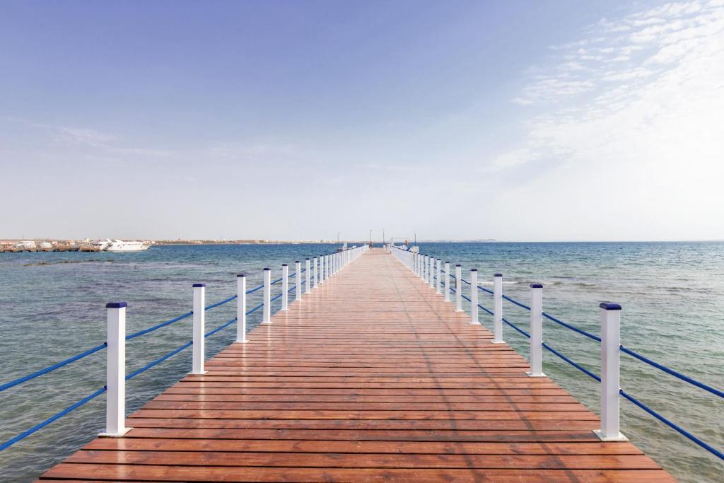 Hurghada trips - Pick Albatros Dana Beach Resort