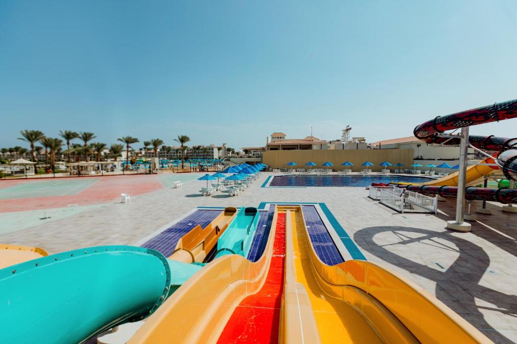 Hurghada trips - Pick Albatros Dana Beach Resort